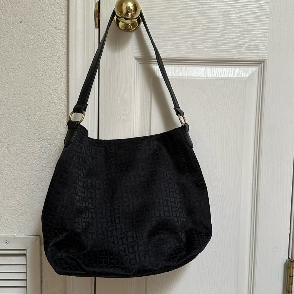 Tommy Hilfiger shoulder bag